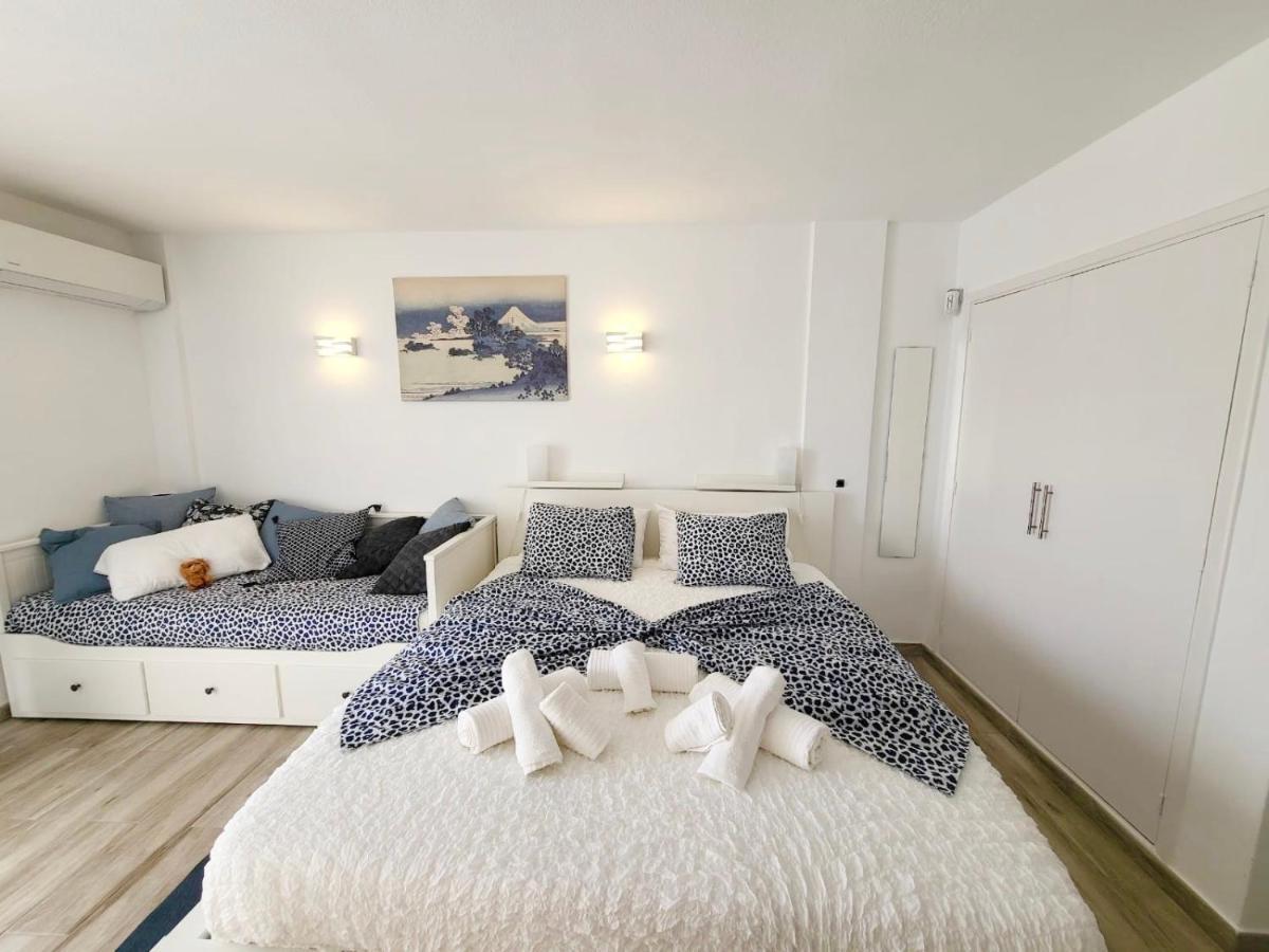 Holidays In Playa De Las Americas Arona  Extérieur photo