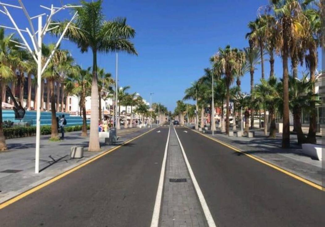Holidays In Playa De Las Americas Arona  Extérieur photo