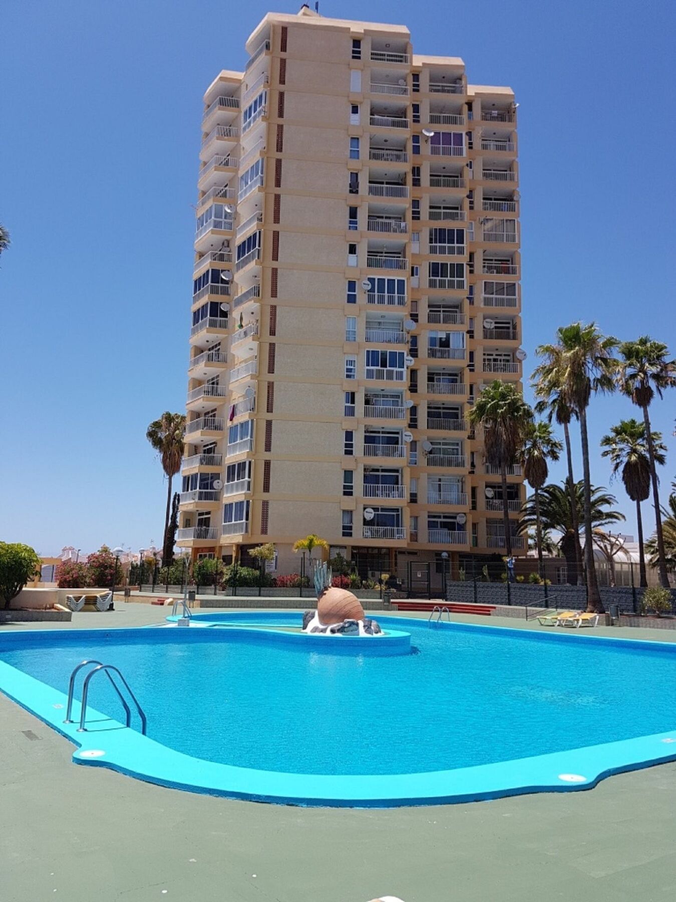 Holidays In Playa De Las Americas Arona  Extérieur photo